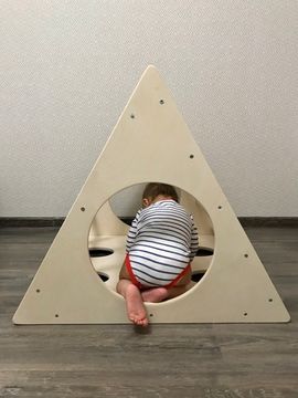 Треугольник Пиклера - универсальное средство для детского развития